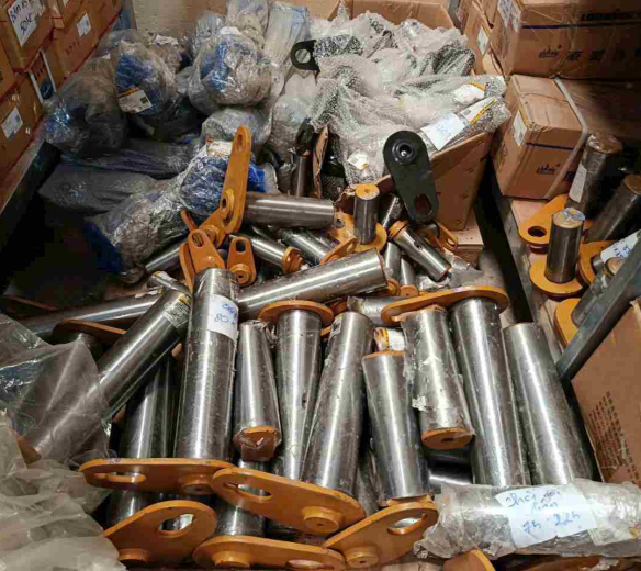 Chốt, ắc xe xúc lật Lonking 833, 50NC, 855, 856 chính hãng