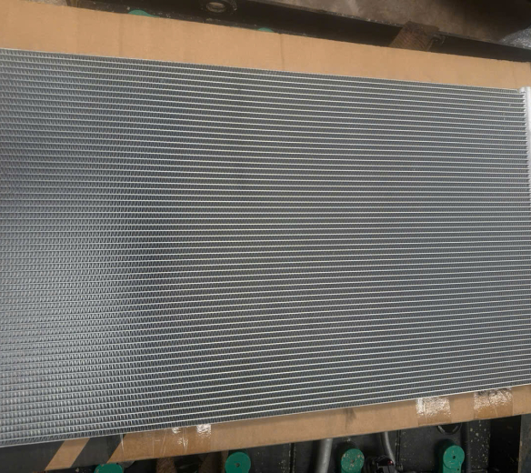 Két dàn nóng xe xúc lật liugong ZL50CN hàng chính hãng SP196305