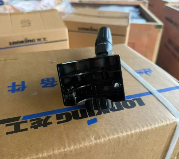 Tay điều khiển xe xúc lật LonKing 876